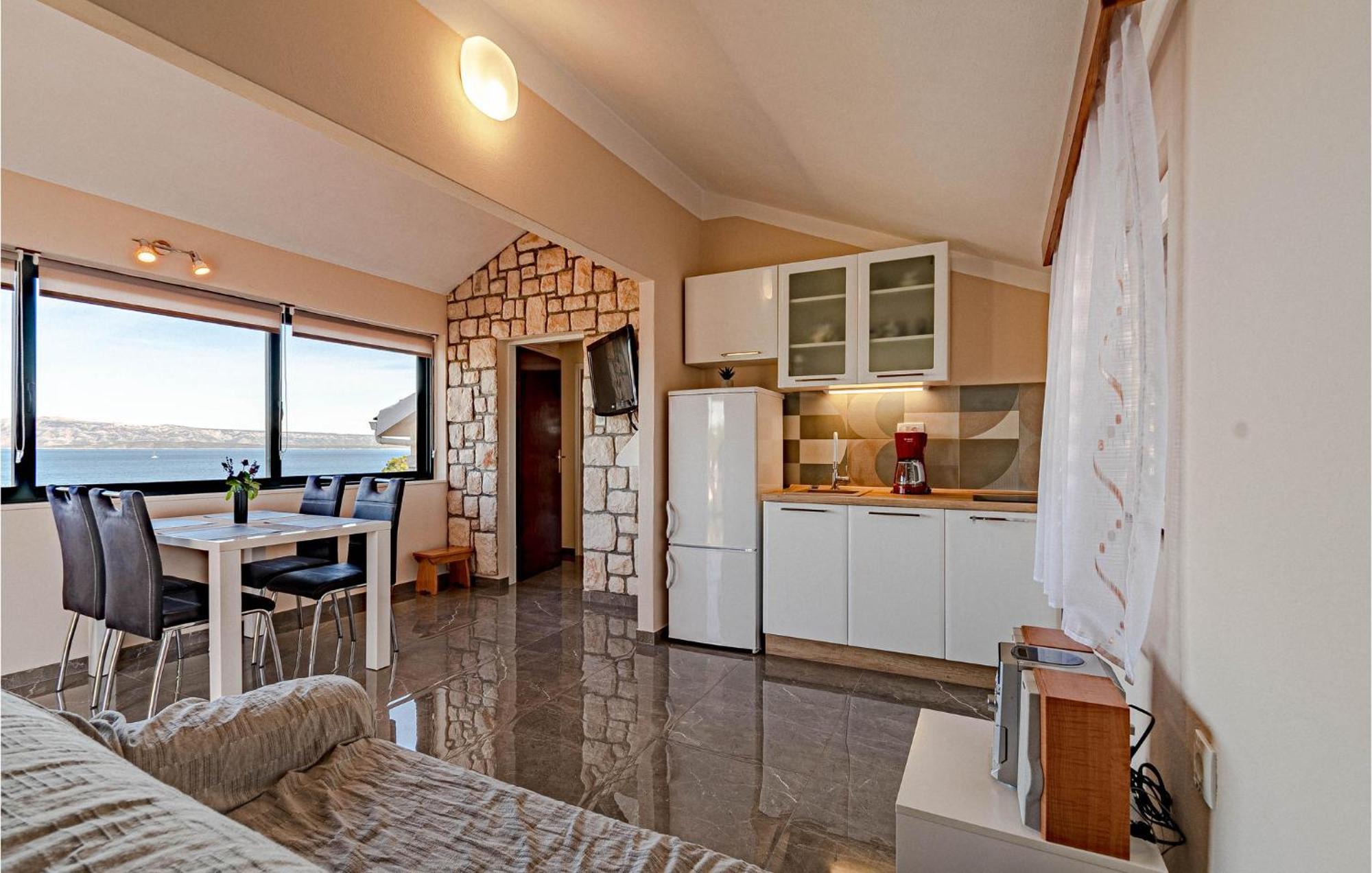 Nice Home In Tankaraca With House Sea View Vela Luka Exteriör bild