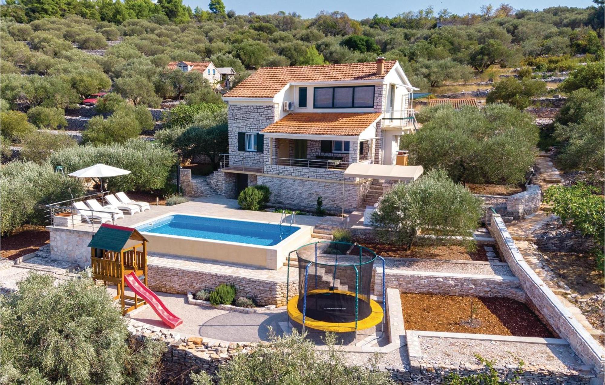 Nice Home In Tankaraca With House Sea View Vela Luka Exteriör bild