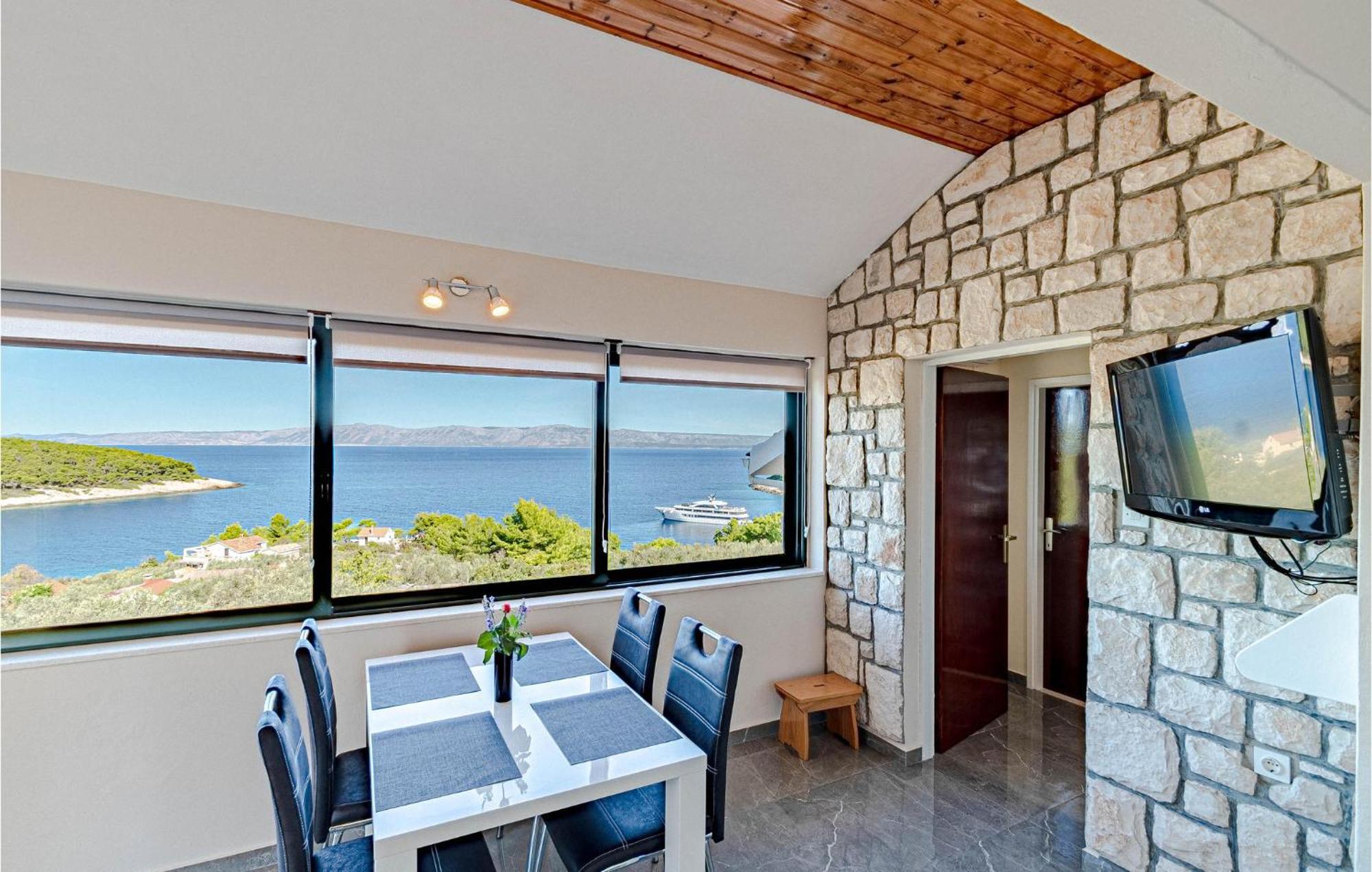 Nice Home In Tankaraca With House Sea View Vela Luka Exteriör bild